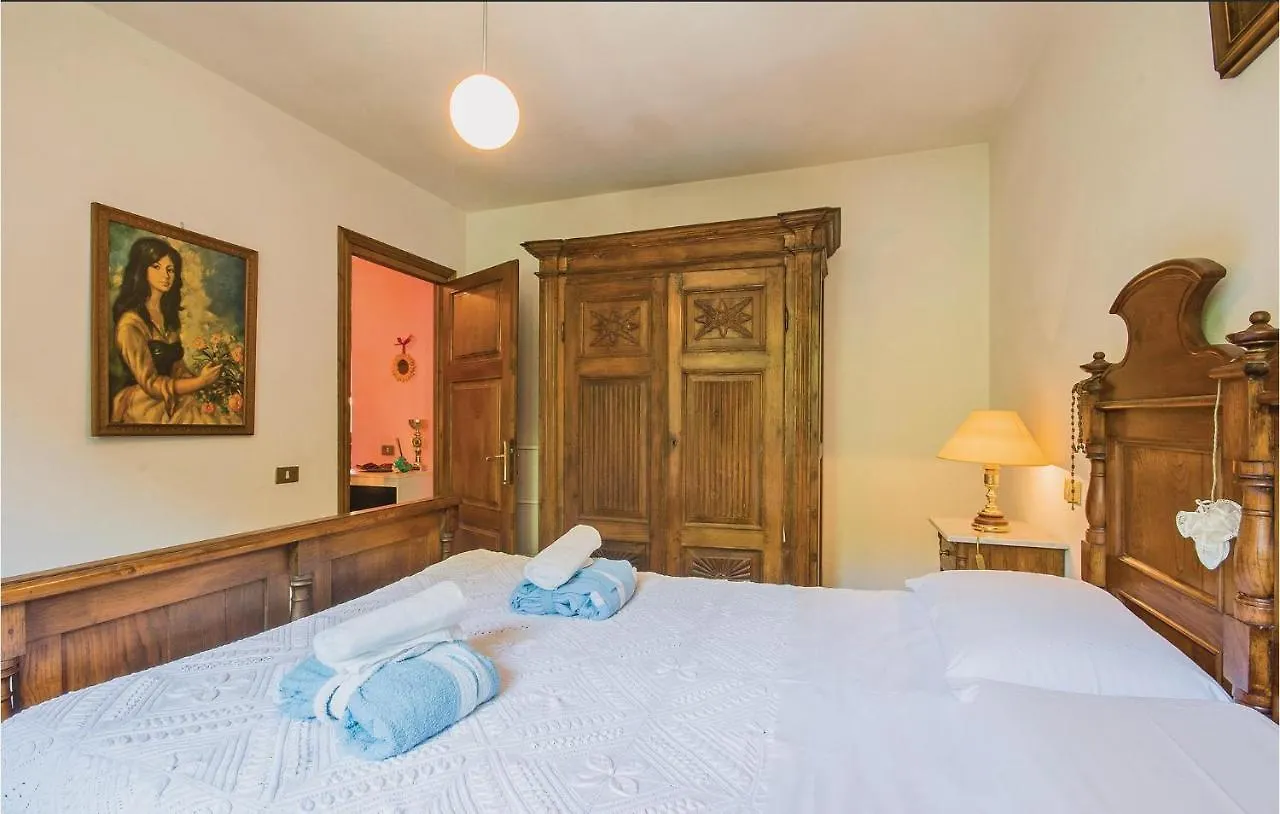 Maresa Villa Pescaglia Italy